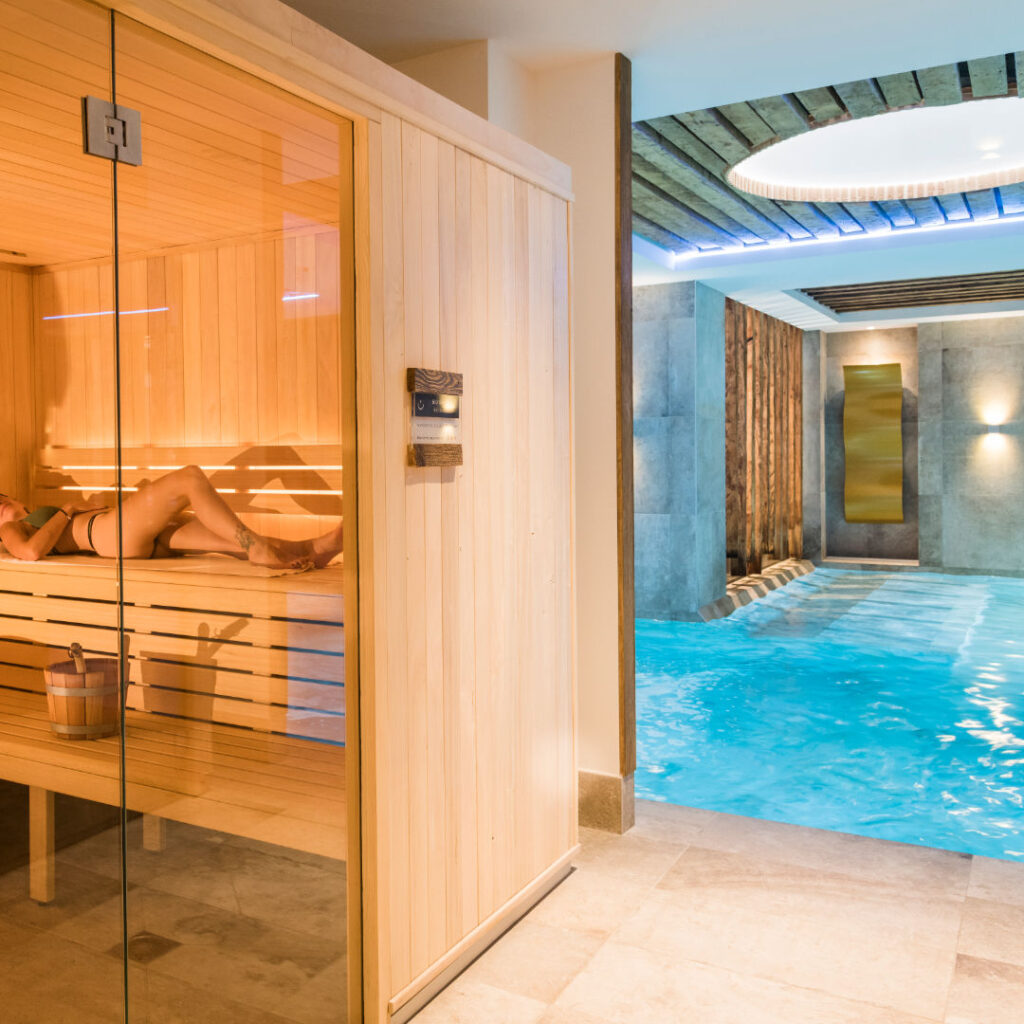 Source'n'Chéry spa center in Les Gets, offering a relaxing wellness retreat.